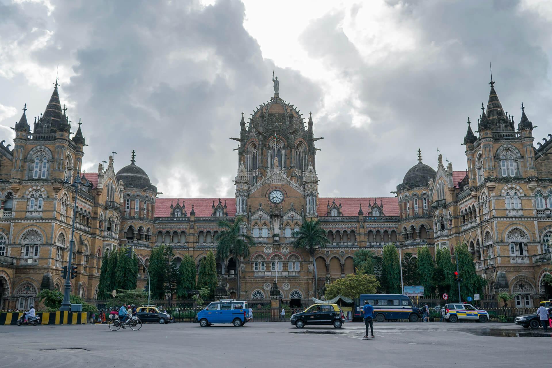 Calgary to Mumbai